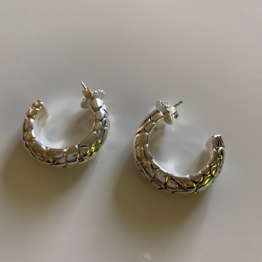 SIMON SEBBAG SterlingSilver Hammered Hoop Earrings